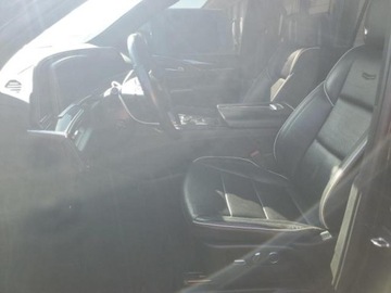 Cadillac Escalade III 2021 Cadillac Escalade 2021 Cadillac Escalade 4WD 4dr Sport 6.2 Benzyna 420KM, zdjęcie 8