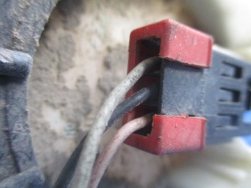 FIAT UNO 1.0 KARBURÁTOROVÝ SENZOR ÚROVNI PALIVA PLOVÁK