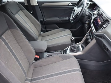 Volkswagen T-Roc I SUV 1.0 TSI 110KM 2021 VW T-Roc 1.0 TSI, Salon Polska, VAT 23%, Klima, zdjęcie 8