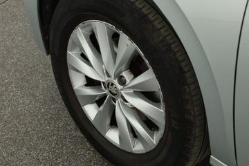 Skoda Kamiq Crossover 1.0 TSI 115KM 2020 Skoda Kamiq 1.0 TSI, Salon Polska, Serwis ASO, zdjęcie 17