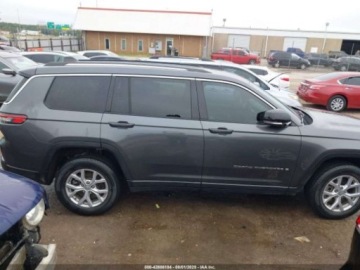 Jeep Grand Cherokee IV 2022 Jeep Grand Cherokee 2022 Jeep Grand Cherokee L Limited 4x4 3.6 Benzyna, zdjęcie 5