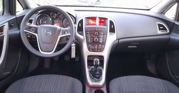 Opel Astra J Sports Tourer 1.4 Twinport ECOTEC 100KM 2011 Opel Astra Opel Astra J 1,4 benzyna wyposazony zarejestrowany 1 wlasciciel, zdjęcie 6