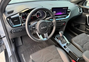 Kia XCeed 2025 Kia XCeed MY26 wersja TRIBUTE WINTER dostepny od reki w kolorze WOLF GREY, zdjęcie 18