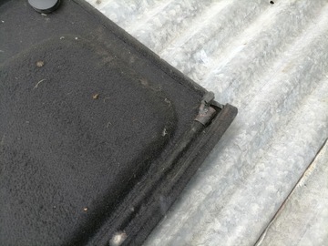 POLIČKA KUFRU VW GOLF IV 4