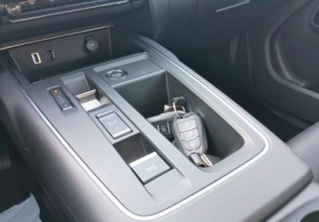 Citroen C5 Aircross SUV Facelifting 1.5 BlueHDi 131KM 2023 Citroen C5 Aircross 1.5 BlueHDi Max EAT8 Bogaty FV23 kredyt 0 Leasing od 1, zdjęcie 24