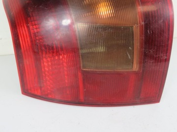 SVĚTLO LEVÝ ZADNÍ TOYOTA COROLLA (_E12_)