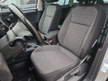 Volkswagen Tiguan II SUV Facelifting 2.0 TDI 200KM 2020 Volkswagen Tiguan 4x4, HAK, Webasto, Panorama, FullLED Matrix, VAT 23 2.0, zdjęcie 12