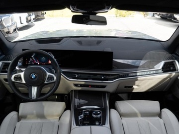 BMW X7 SUV Facelifting 3.0 40d 352KM 2025 BMW X7 xDrive40d Sport Suv 3.0 (352KM) 2025, zdjęcie 7