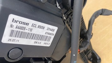 УСИЛИТЕЛЬ РЕМНЯ РАДИАТОРА MERCEDES CLS 500 W218 4.7