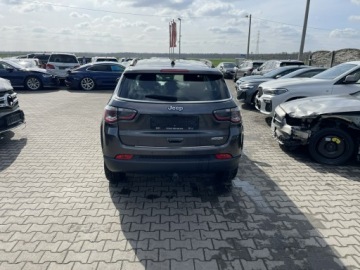Jeep Compass II SUV 1.4 MultiAir 140KM 2019 Jeep Compass Skóra Klimatronik Kamera HAK, zdjęcie 2
