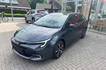 Toyota Corolla XII TS Kombi Facelifting 1.8 Hybrid 140KM 2025 Toyota Corolla 1.8 140KM Touring Sports Duzy rabat Polski Salon Style, zdjęcie 1
