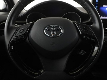 Toyota C-HR I Crossover 1.2L Turbo 116KM 2017 Toyota C-HR niski przebieg grzane fotele kamera, zdjęcie 20