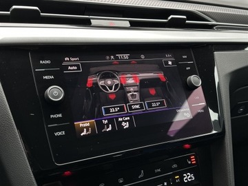 Volkswagen Arteon Shooting Brake R 2.0 TSI 320KM 2023 Volkswagen Arteon 2.0TSI 320KM 4X4 R DSG l Panoram, zdjęcie 19