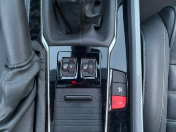 Peugeot 508 I SW Facelifting 1.6 BlueHDi 120KM 2016 Peugeot 508 SW 1.6 HDI 120 KM Panorama Skóry, zdjęcie 15
