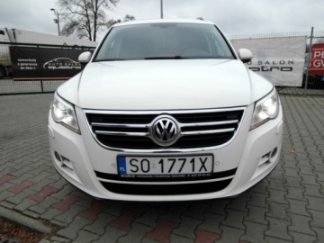 Volkswagen Tiguan I SUV 2.0 TDI CR DPF 140KM 2008 Volkswagen Tiguan Webasto 4x4 Nawigacja Bi-Xenon Klimatronik 2.0 Diesel, zdjęcie 3