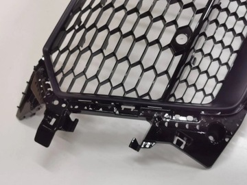 Заглушка радиаторной решетки AUDI TT RS 8S0 до рестайлинга