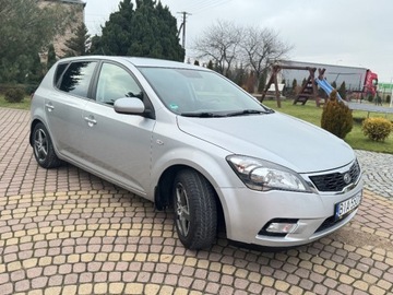 Kia Ceed I Hatchback 5d Facelifting 1.4 DOHC CVVT 90KM 2010 Kia Ceed LIFT 1.4 90KM Klima 2x kola 1-reka Gotowy do jazdy 1.4 90KM, zdjęcie 33