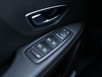 Renault Scenic IV 1.3 Energy TCe 140KM 2018 Renault Scenic 1.3 TCe, Navi, Klima, Klimatronic, zdjęcie 15