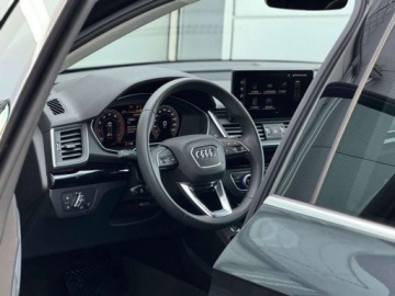 Audi Q5 II SUV Facelifting 2.0 40 TFSI MHEV 204KM 2022 Audi Q5 Kamera cofania , Tempomat , Matrix 2.0 Benzyna 204KM, zdjęcie 9