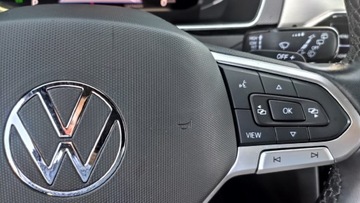 Volkswagen Passat B8 Variant Facelifting 2.0 TDI SCR 200KM 2022 Volkswagen Passat 2.0TDI 200KM ACC 4x4 Iwl Virt.Co, zdjęcie 13