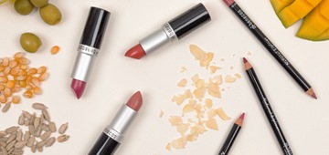 BENECOS Натуральная матовая помада BLOODY BERRY