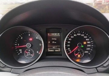 Volkswagen Golf VI Variant 2.0 TDI-CR DPF 140KM 2012 Volkswagen Golf Zarejestrowany - automat - 2,0 - 140 KM 2.0 Diesel 140KM, zdjęcie 33