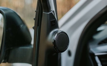 Toyota Hilux VIII Podwójna kabina Facelifting 2024 2.8 D-4D 204KM 2025 Toyota Hilux Zawieszenie Old Man Emu Wyciagarka Warn Oswietlenie Lazer N, zdjęcie 31