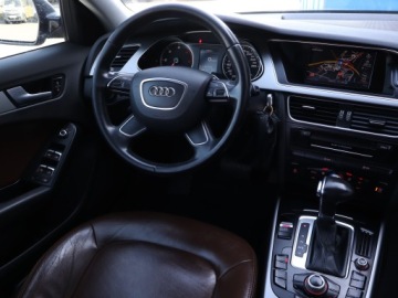 Audi A4 B8 Avant Facelifting 2.0 TDI 150KM 2014 Audi A4 2.0 TDI, Automat, Skóra, Navi, Xenon, zdjęcie 6