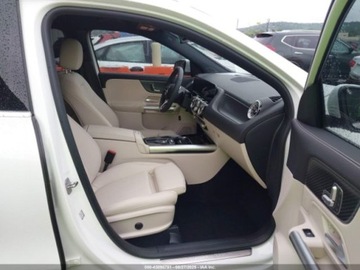 Mercedes GLA II 2025 Mercedes-Benz GLA 250 4Matic 2025 2.0l 2.0 Benzyna 221KM, zdjęcie 9