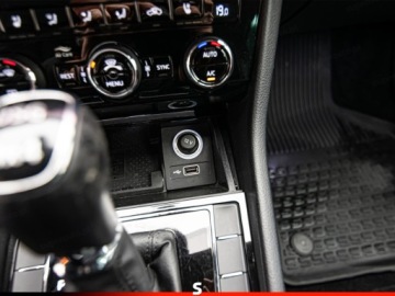 Skoda Superb III Kombi 2.0 TSI 272KM 2018 SKODA Superb 2.0 TSI 4x4 L&amp;K DSG Combi 272KM 2018, zdjęcie 21