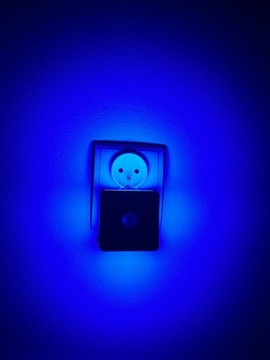 КОМПЛЕКТ 2x Ночник, датчик движения и сумерек АВТОМАТИЧЕСКИЙ СВЕТ