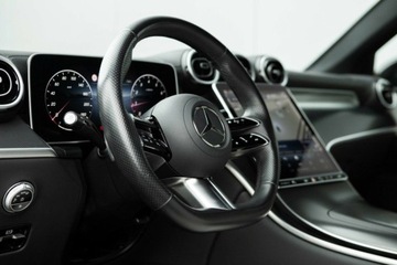 Mercedes GLC C254/X254 Coupe 2.0 200 204KM 2024 Mercedes-Benz GLC Jasne wnetrze 200 4Matic Coupe AMG Salon PL Autotrade, zdjęcie 19