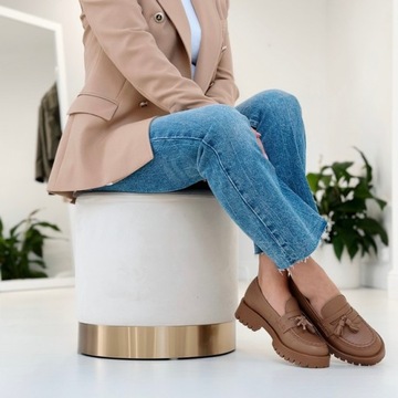 MOKASYNY SKÓRZANE PÓŁBUTY BEŻOWE CheBello 2821 37