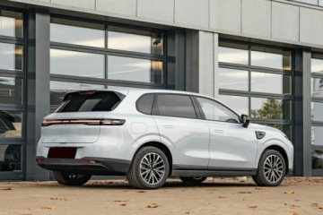 Leapmotor 2026 B10 Design Hybrid EV 18,8 kWh 218KM, zdjęcie 4