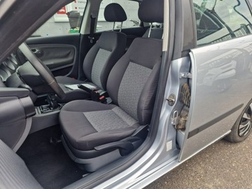 Seat Ibiza III 2007 Seat Ibiza 1.2 Benzyna 69 KM, Klimatyzacja, El., zdjęcie 4