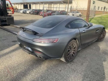 Mercedes AMG GT C190 2020 Mercedes-Benz AMG GT 2020 Mercedes AMG GT - Auto w transporcie. 4.0 Benzyna, zdjęcie 3