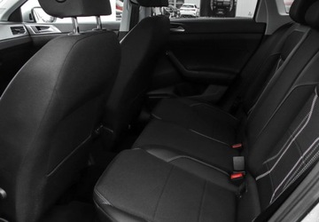 Volkswagen Taigo 1.5 TSI 150KM 2024 Volkswagen Taigo 1.5 TSI 150KM Style DSG Cyfrowe Zegary Podgrzewane Fotele, zdjęcie 3