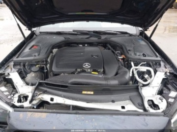 Mercedes Klasa E W214 2023 Mercedes-Benz Klasa E 2023 r., E350 4 MATIC 2.0 Benzyna 255KM, zdjęcie 11