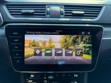 Skoda Superb III Kombi Facelifting 2.0 TDI SCR 200KM 2022 Skoda Superb 2.0TDI 200KM STYLE DSGPodrzewane FoteleNiski PrzebiegKameraFV, zdjęcie 24