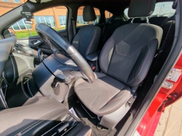 Ford Focus III Hatchback 5d facelifting 1.0 EcoBoost 125KM 2017 Ford Focus 1.0 EcoBoost 125Ps ST-Line Navi Kamera Piekny Gwarancja 125KM, zdjęcie 15