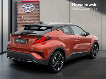 Toyota C-HR I Crossover Facelifting 1.8 Hybrid 122KM 2021 Toyota C-HR 1.8 Hybrid GPF GR Sport 1.8 Hybrid GPF, zdjęcie 28