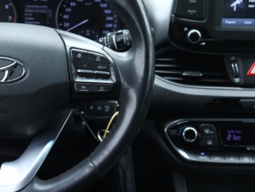 Hyundai i30 III Hatchback 1.4 MPI 100KM 2017 Hyundai i30 1.4 CVVT, Salon Polska, Serwis ASO, zdjęcie 18