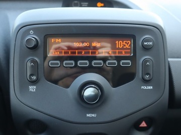 Toyota Aygo II Hatchback 3d Facelifting 1.0 VVT-i 72KM 2018 Toyota Aygo 1.0 VVT-i, Salon Polska, Klima, zdjęcie 11