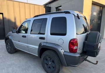 Jeep Cherokee III 2003 Jeep Cherokee Jeep Cherokee 2.8L CRD Limited 2.8 Diesel 150KM, zdjęcie 3