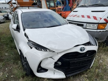 Toyota Yaris IV 2023 Toyota Yaris Hybrid 1.5 Active Salon PL 2023 FV23%
