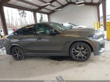 BMW X6 G06 2020 BMW X6 M50i 2020 4.4 Benzyna 523KM, zdjęcie 6