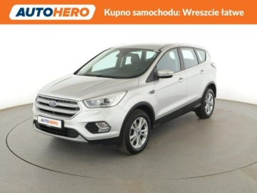 Ford Kuga II SUV Facelifting 1.5 EcoBoost 150KM 2017 Ford Kuga klima auto navi bi-xenon półskóra