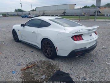 Ford Mustang VI 2024 Ford Mustang GT Premium Fastback 2024 5.0l 5.0 Benzyna 486KM, zdjęcie 3