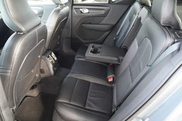 Volvo XC40 Crossover Plug-In Facelifting 1.5 T5 262KM 2022 Volvo XC 40 RECHARGE nawi ful led SKÓRA panorama, zdjęcie 23