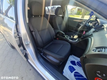 Opel Insignia I Sports Tourer 1.8 Twinport ECOTEC 140KM 2010 Opel Insignia 1.8 140PS Navi Elektryka Alu Gwarancja 1.8 Benzyna 140KM, zdjęcie 21